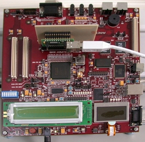 Tarjeta de desarrollo para FPGA (Spartan 3 de Xilinx) Tarjeta de desarrollo para FPGA (Spartan 3 de Xilinx)